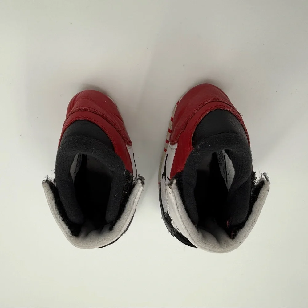 Baby Air Jordan Shoes - Size 4C